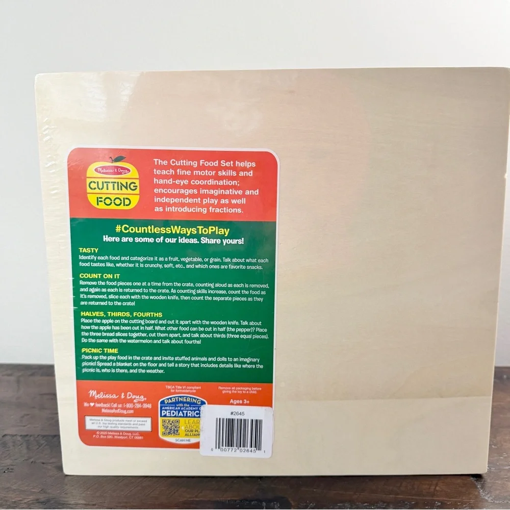 Melissa & Doug Cutting Food 25 Pieces Wooden Set Toy New with Tags